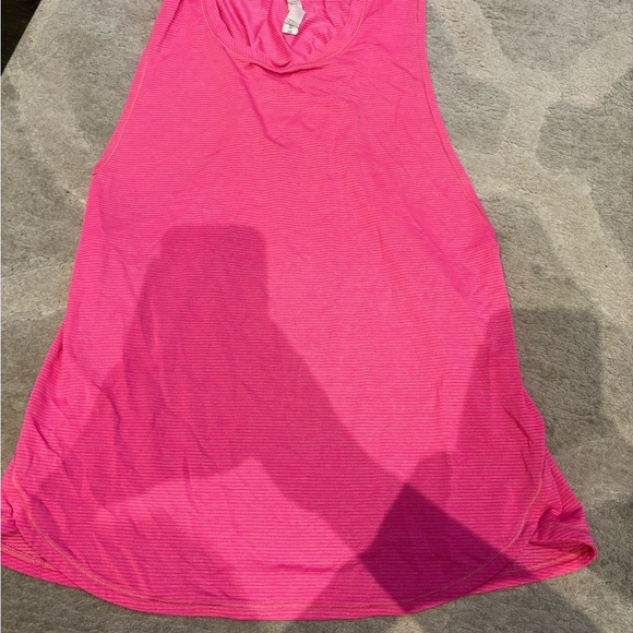 Lululemon In A Cinch Tank
Heathered Neon Pink - Picture 7 of 9